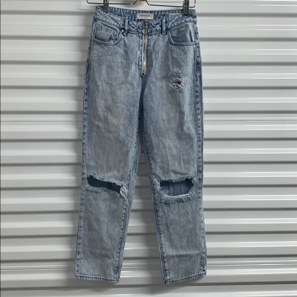 PACSUN Light Wash MOM Distressed Jeans Size 26